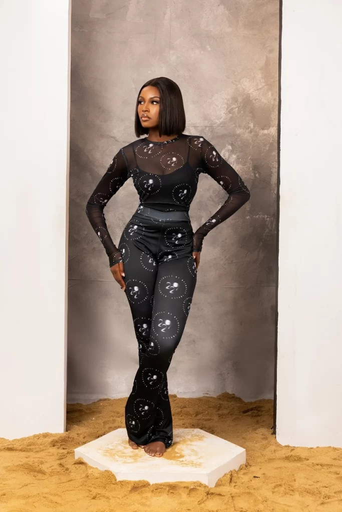 2207 Summer Set In Black Leggings